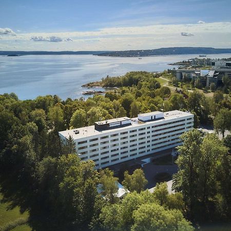 Radisson Blu Park Hotel, Oslo Форнебю Екстериор снимка