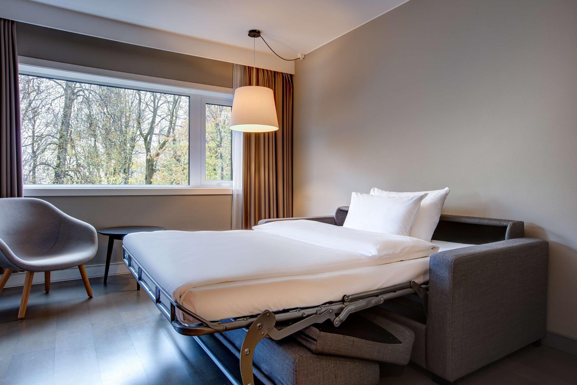 Radisson Blu Park Hotel, Oslo Форнебю Екстериор снимка
