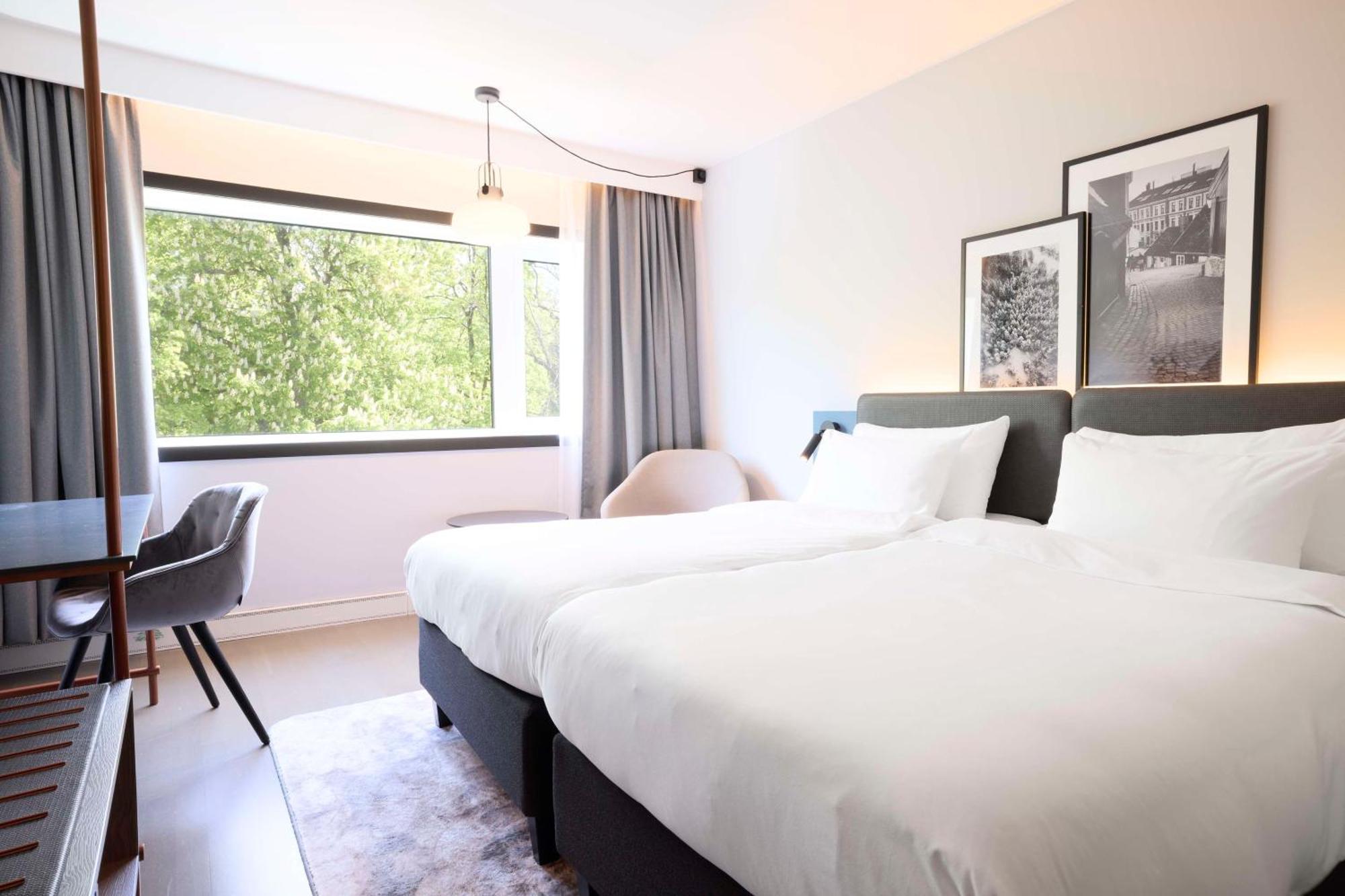 Radisson Blu Park Hotel, Oslo Форнебю Екстериор снимка