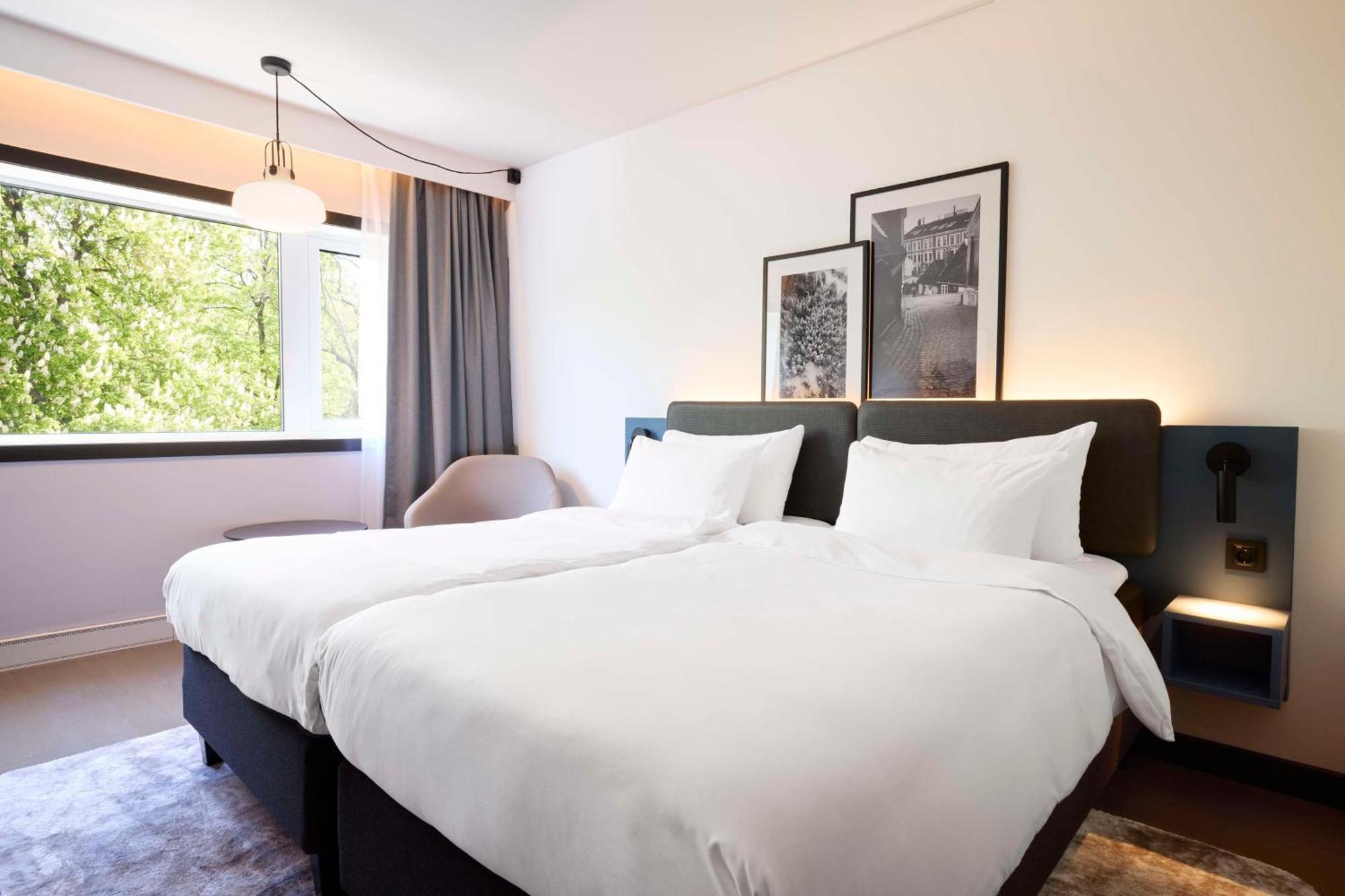 Radisson Blu Park Hotel, Oslo Форнебю Екстериор снимка