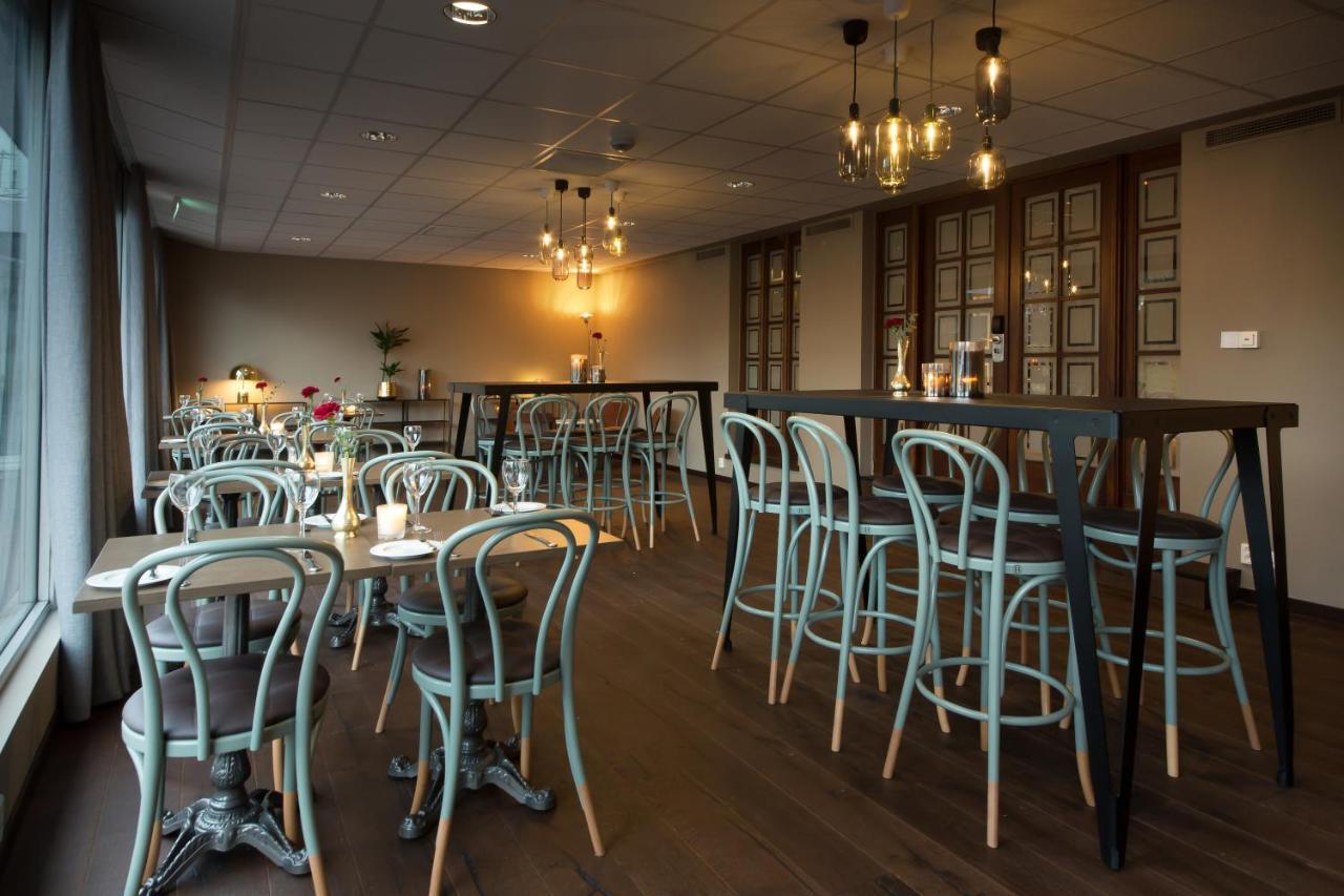 Radisson Blu Park Hotel, Oslo Форнебю Екстериор снимка